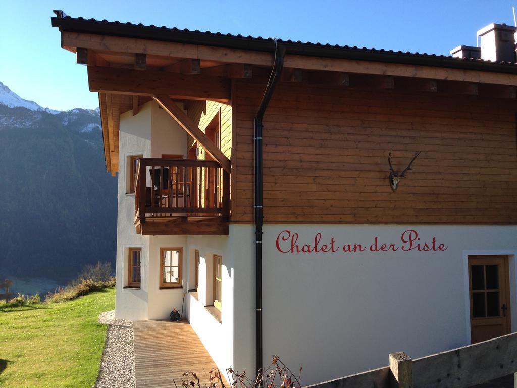 Chalet An Der Piste Kaprun Exteriör bild