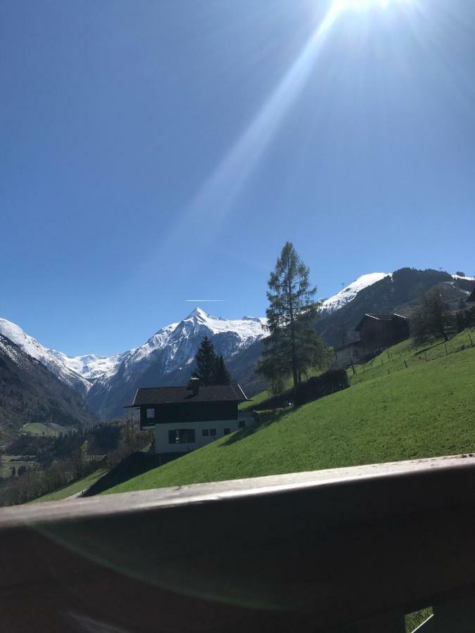 Chalet An Der Piste Kaprun Exteriör bild